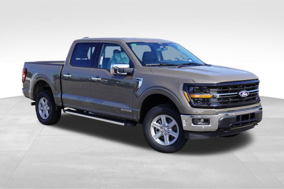 2025 Ford F-150 XLT's photo