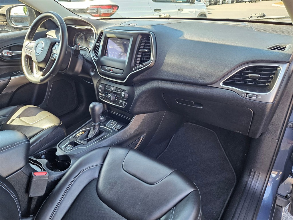 2019 Jeep Cherokee Latitude photo 29