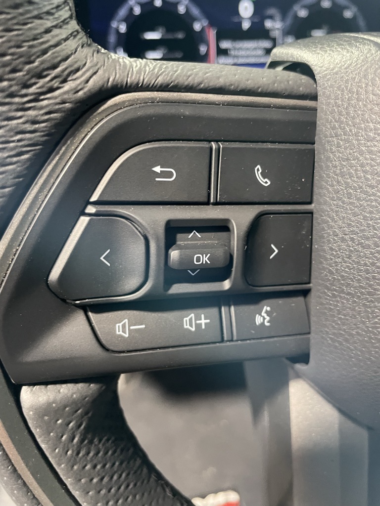 2025 Toyota Tacoma photo 29
