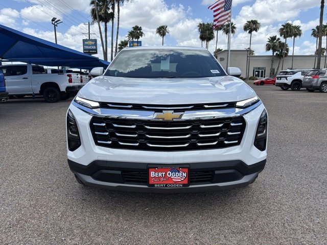 2026 Chevrolet Equinox LT photo 2