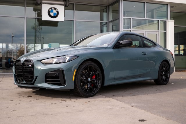 2026 BMW 4 Series M440i's photo