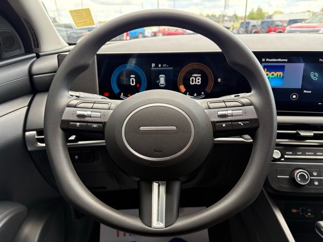 2025 Hyundai Tucson SE photo 14