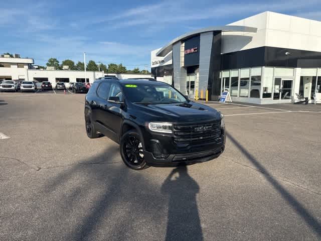 2023 GMC Acadia SLE's photo