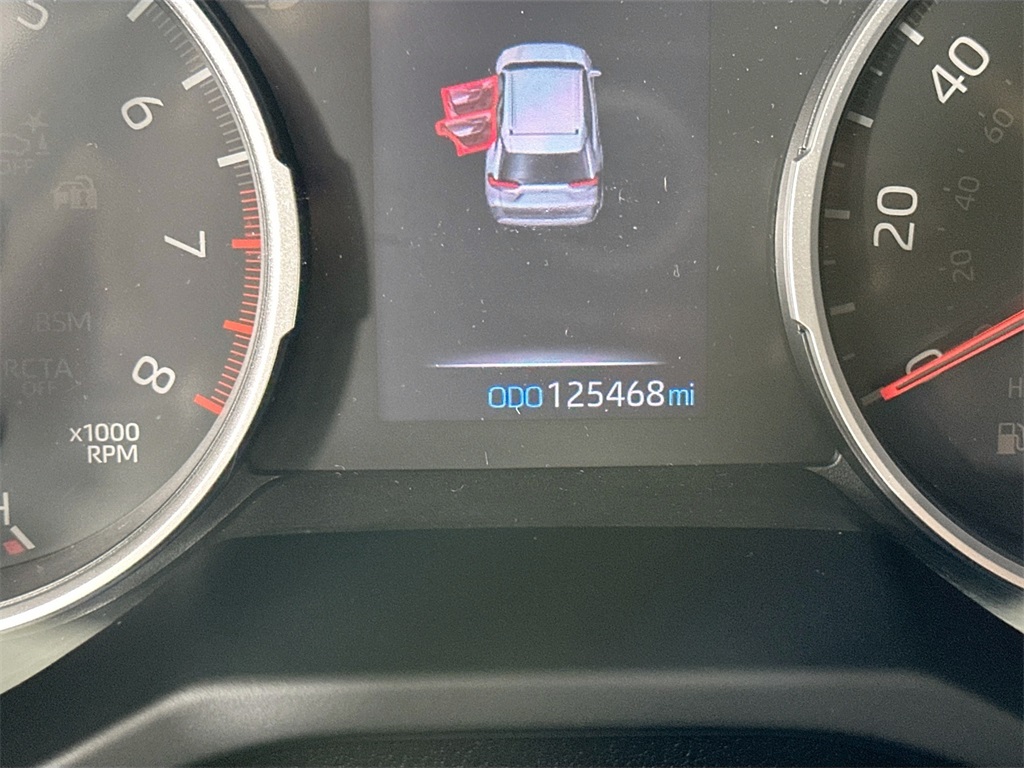 Used 2019 Toyota RAV4 LE with VIN JTMF1RFV7KD503292 for sale in Winona, Minnesota