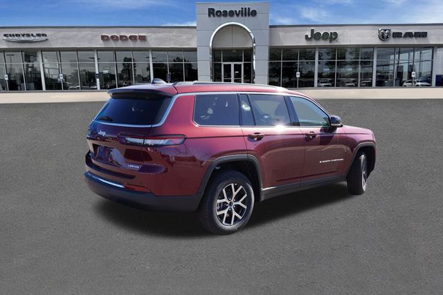 2025 Jeep Grand Cherokee Limited photo 3