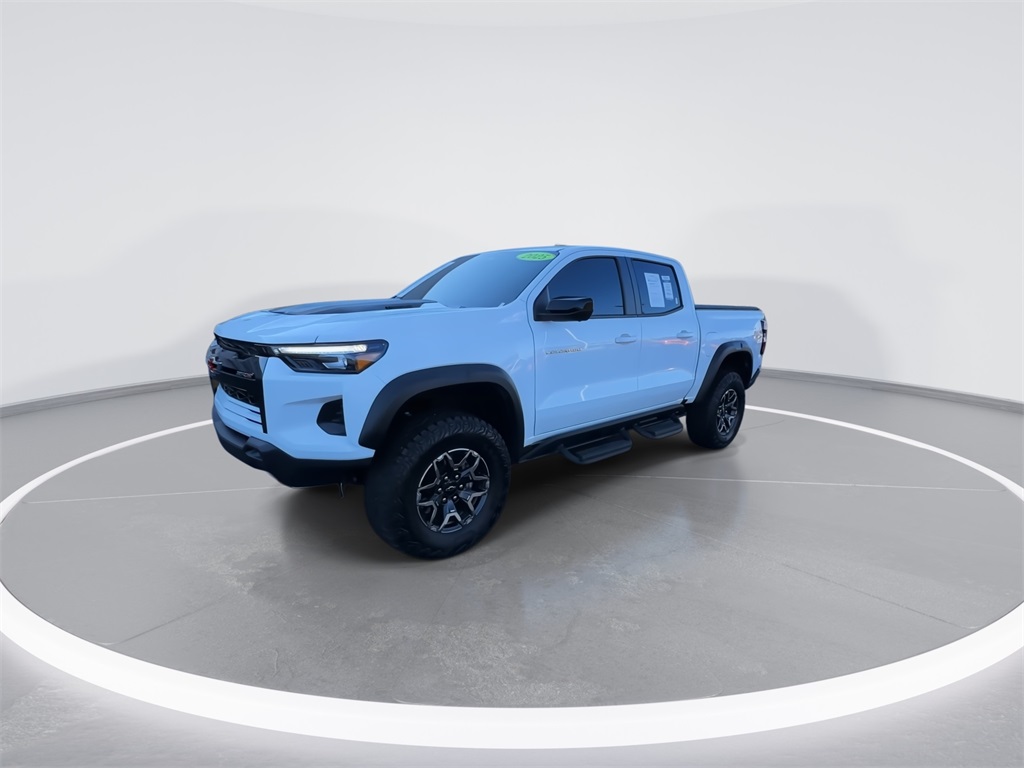 2025 Chevrolet Colorado ZR2 photo 4