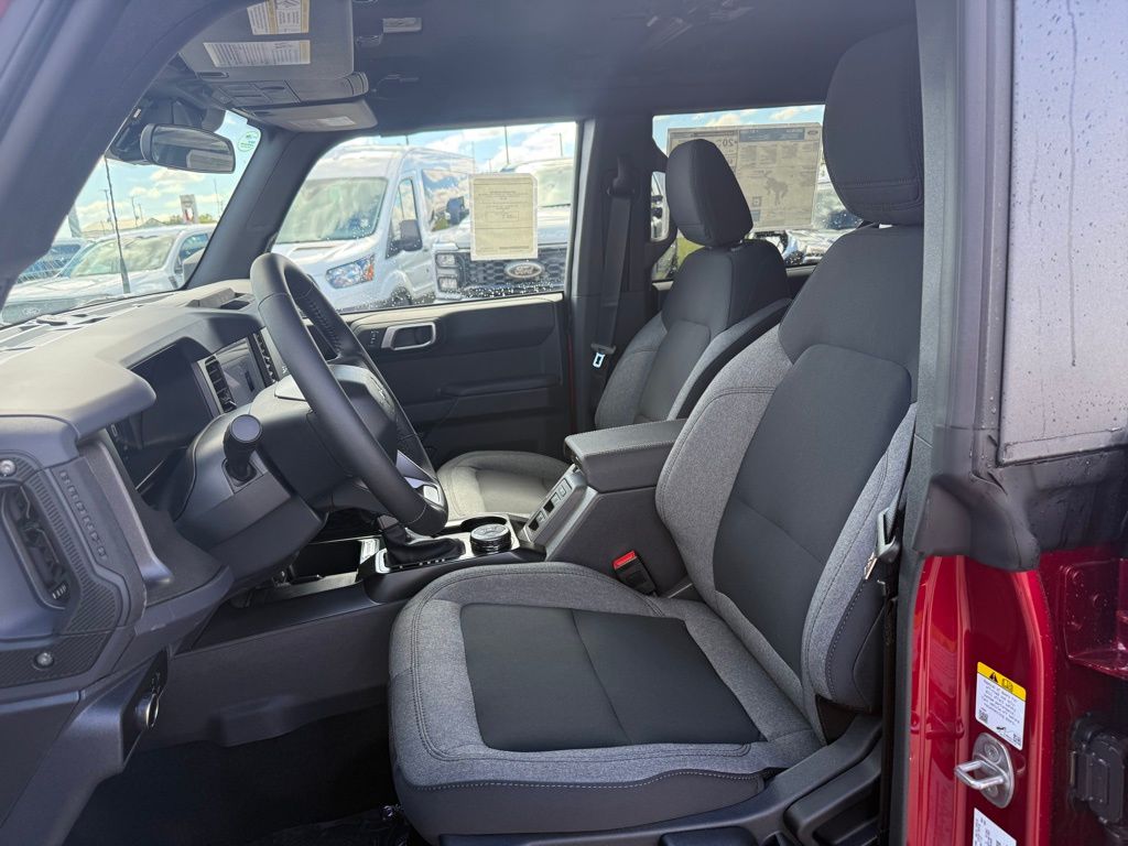2025 Ford Bronco Big Bend photo 3