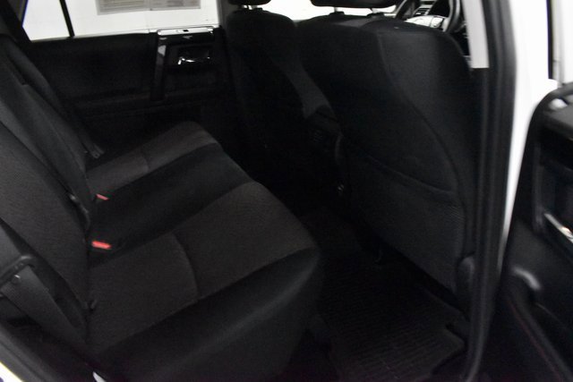 2019 Toyota 4Runner TRD photo 15