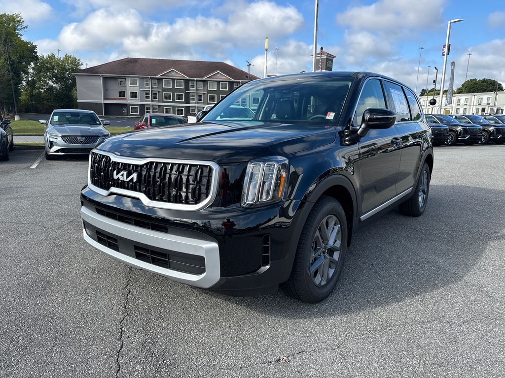 2025 Kia Telluride LX photo 7
