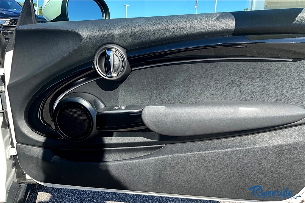 2024 Mini Cooper Convertible S photo 23