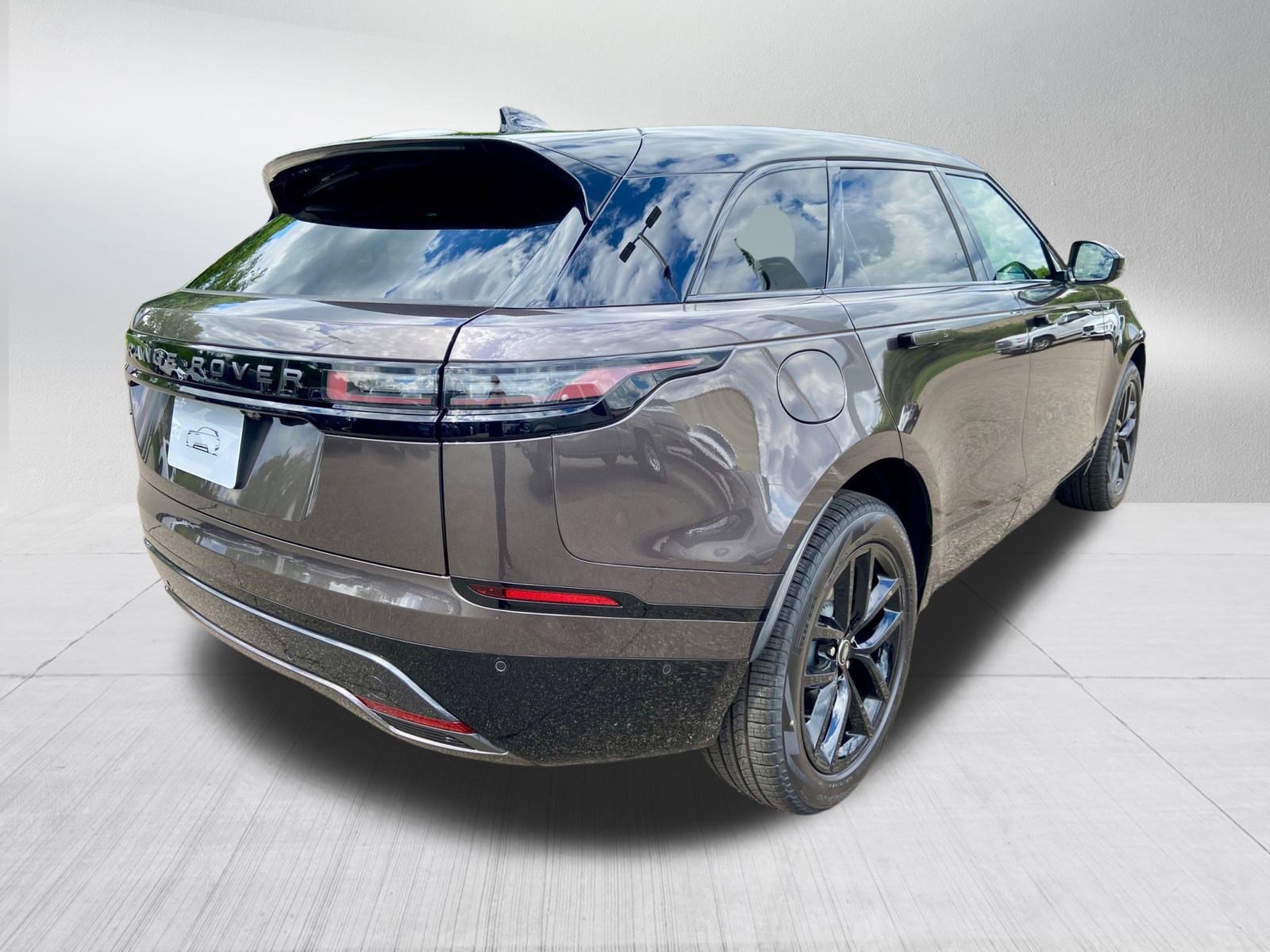 2026 Land Rover Range Rover Velar SE photo 2