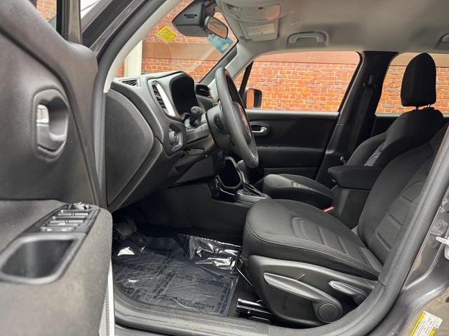 2020 Jeep Renegade Latitude photo 22