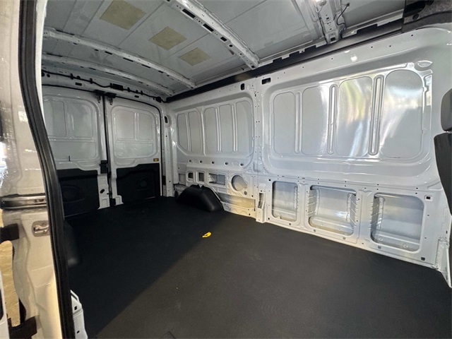 2025 Ford Transit Cargo Van photo 9