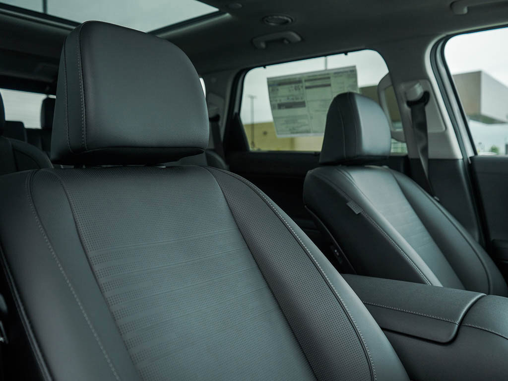 2026 Hyundai Palisade Limited photo 8