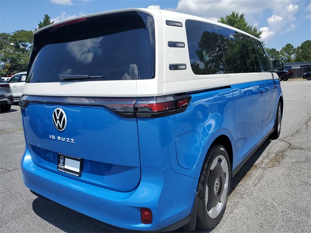 2025 Volkswagen ID. Buzz Pro Plus photo 4