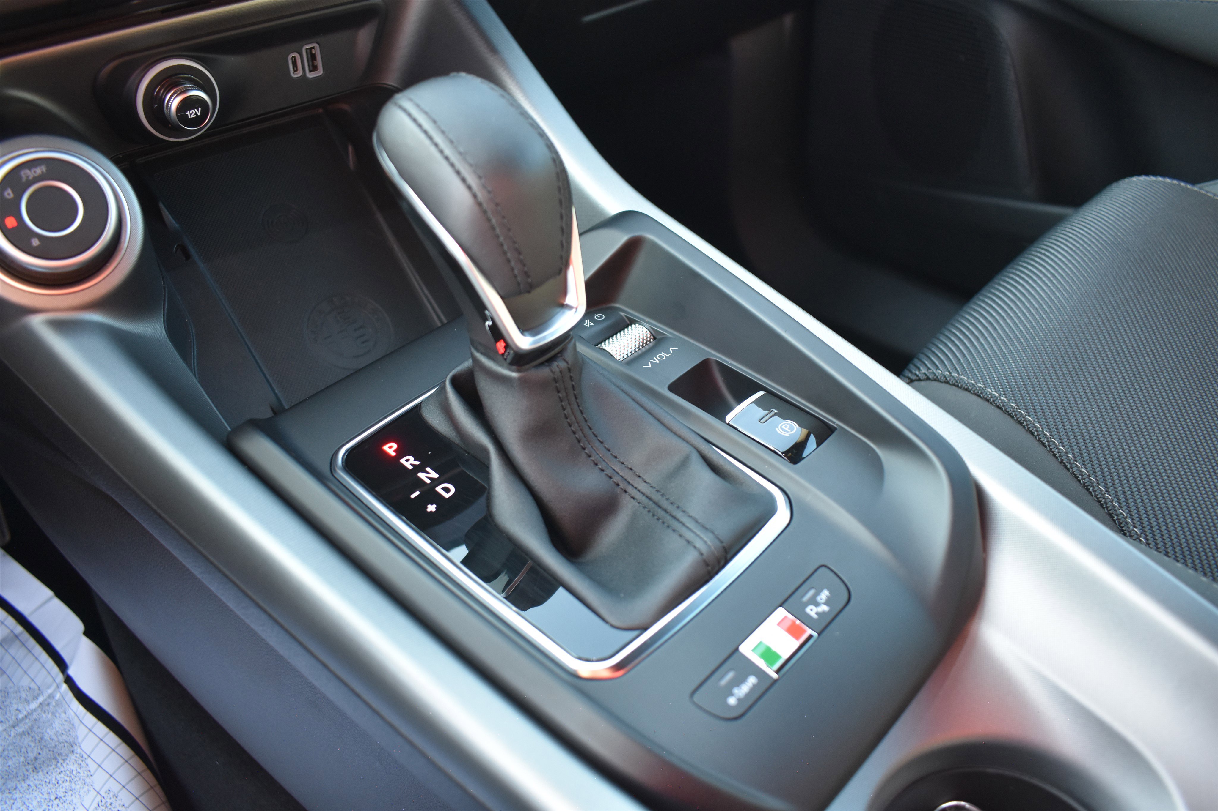 2024 Alfa Romeo Tonale Ti photo 19