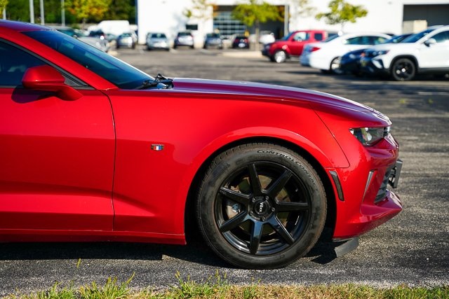 2016 Chevrolet Camaro 1LT photo 35
