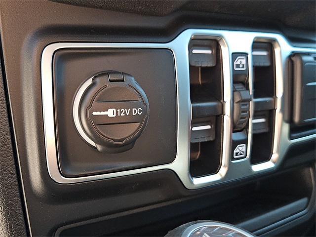 2025 Jeep Wrangler Sport S photo 12