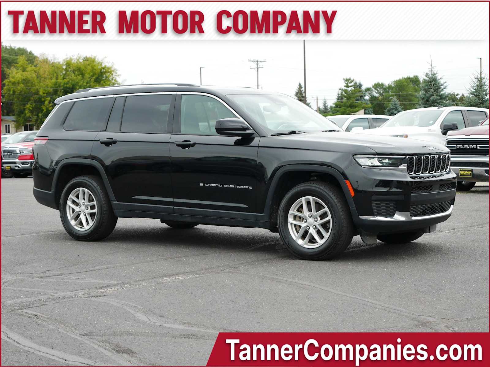 2023 Jeep Grand Cherokee L Laredo's photo