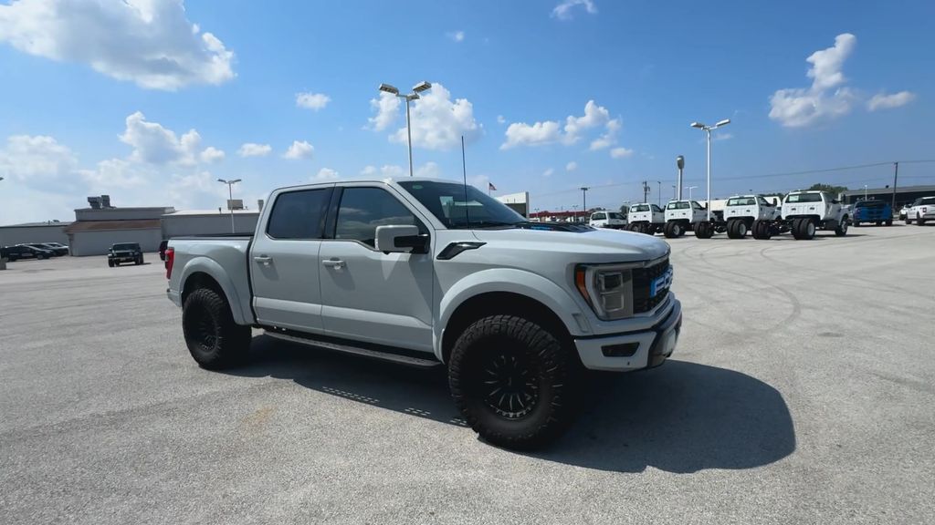 2023 Ford F-150 Raptor photo 2
