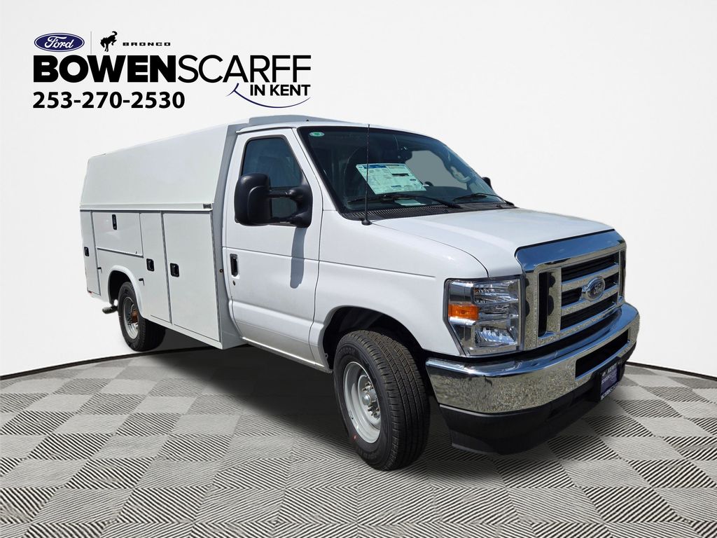2025 Ford E-350 Base photo 3