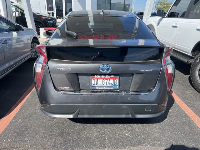 2017 Toyota Prius Four photo 3