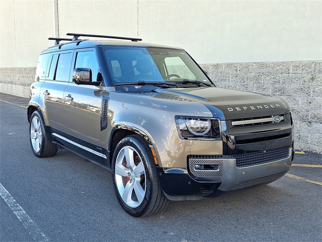 2023 Land Rover Defender 110 X photo 2