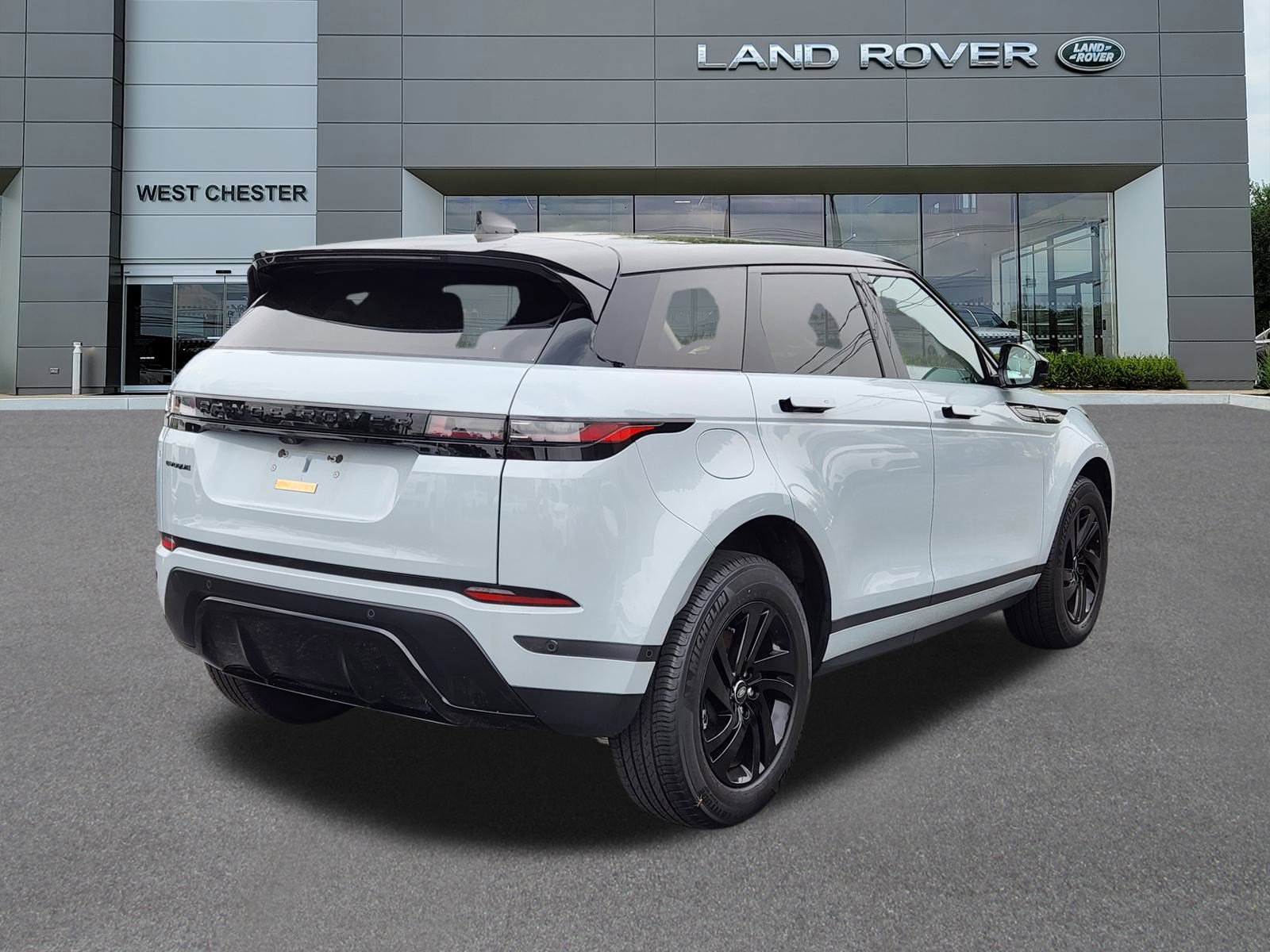 2025 Land Rover Range Rover Evoque S photo 3