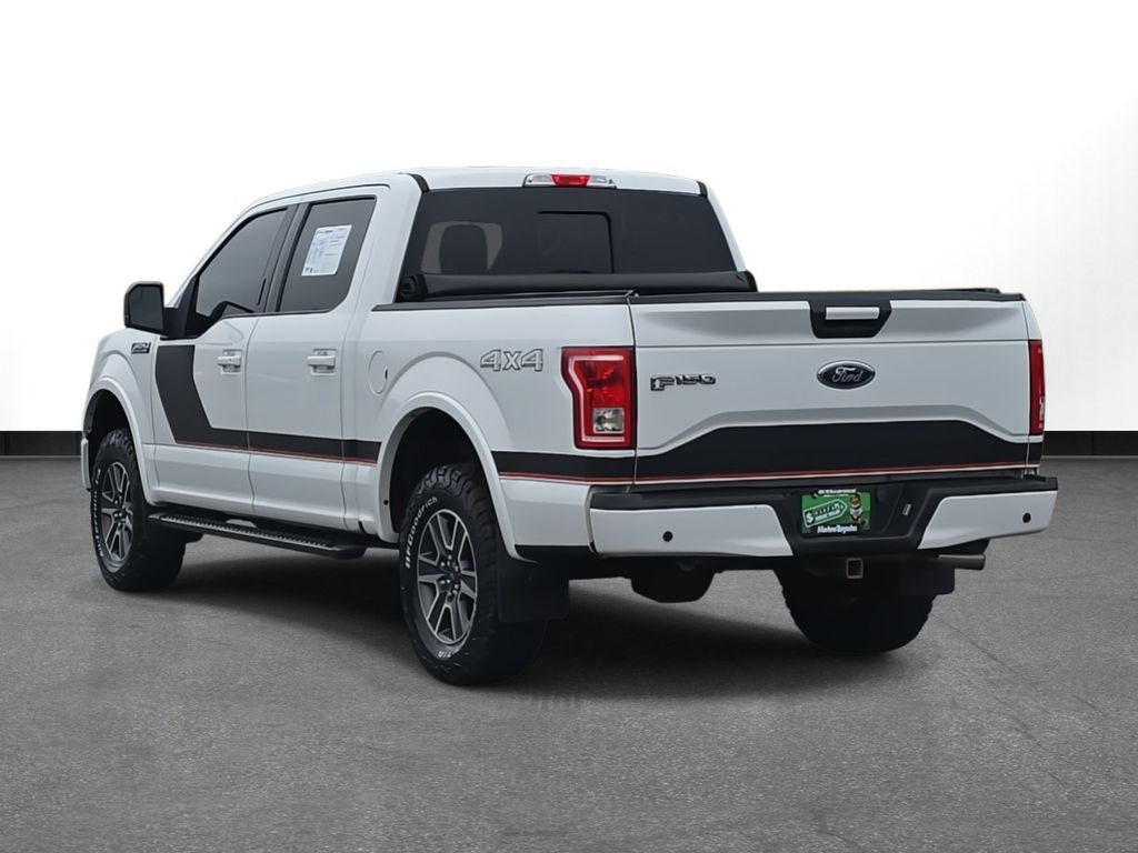 2015 Ford F-150 XLT photo 5