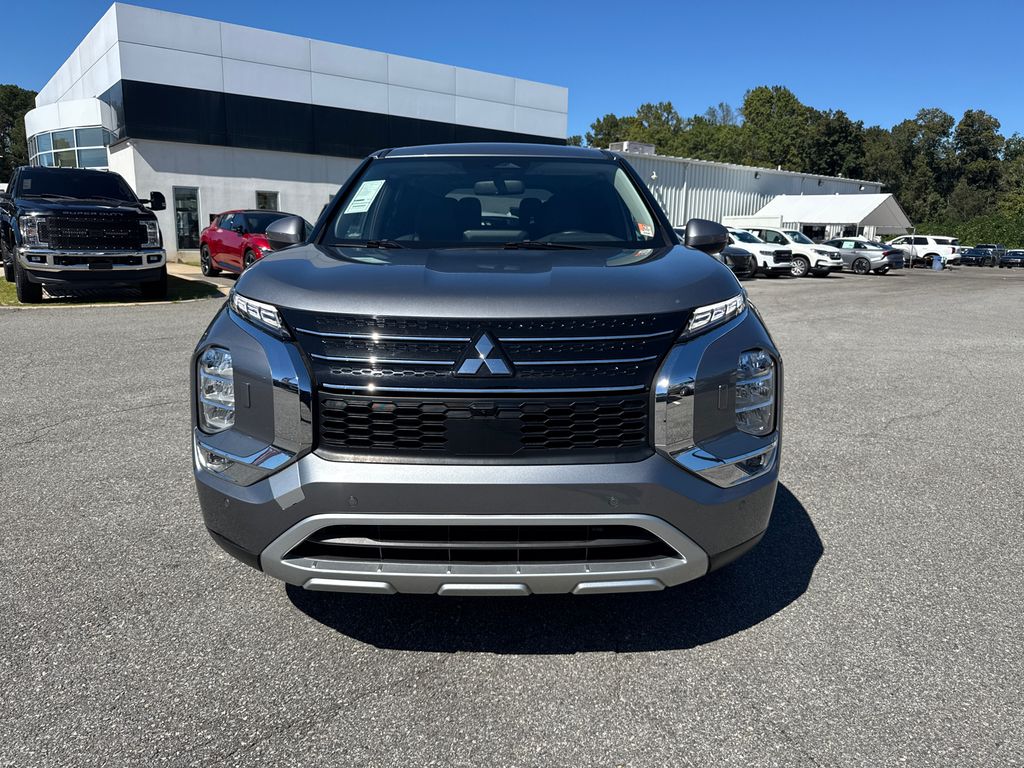 2024 Mitsubishi Outlander SE photo 8