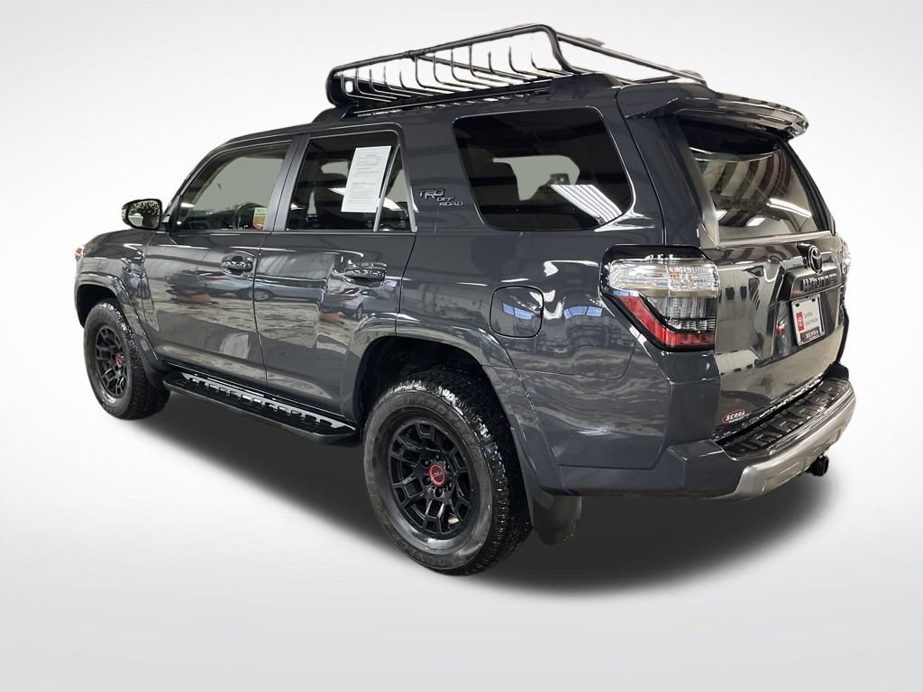 2024 Toyota 4Runner TRD Off-Road Premium photo 2
