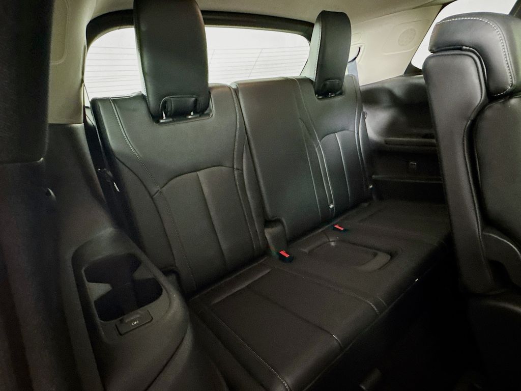 2023 Infiniti QX60 Luxe photo 32