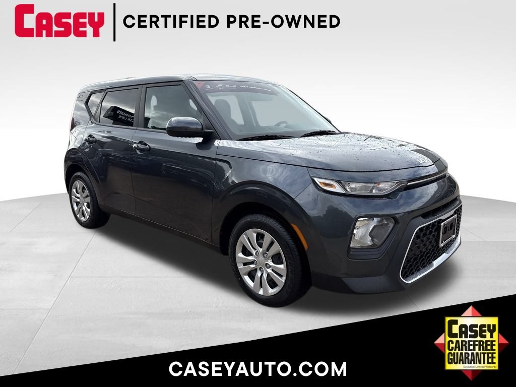 2022 Kia Soul LX's photo