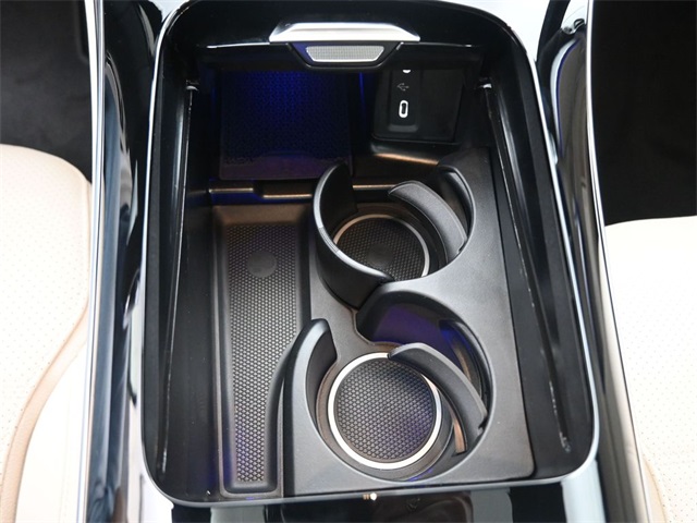 2026 Mercedes Benz GLC 300 4MATIC photo 2