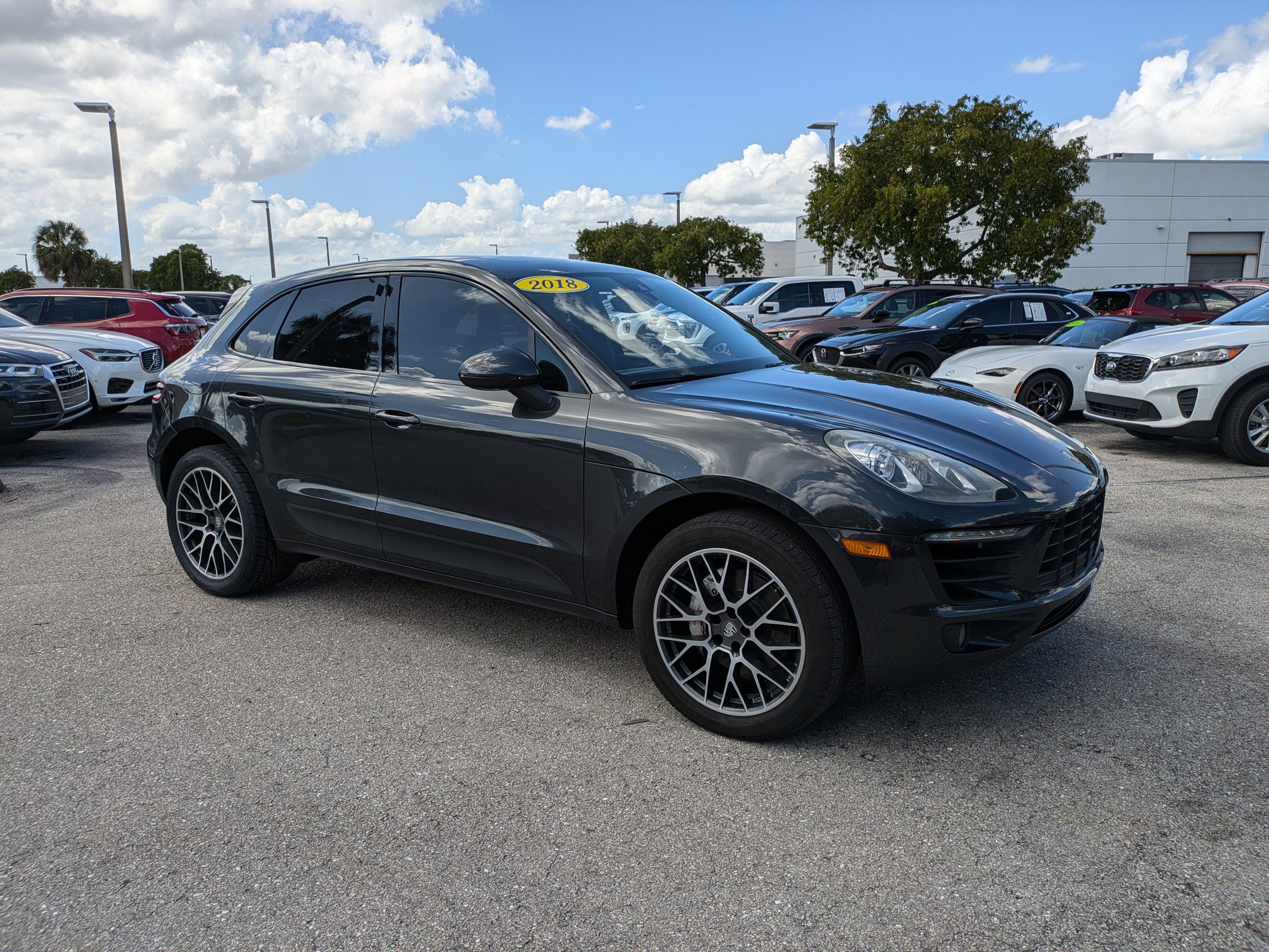 2018 Porsche Macan