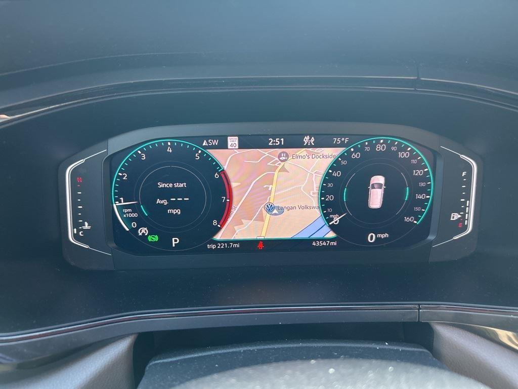 2022 Volkswagen Taos SEL photo 12