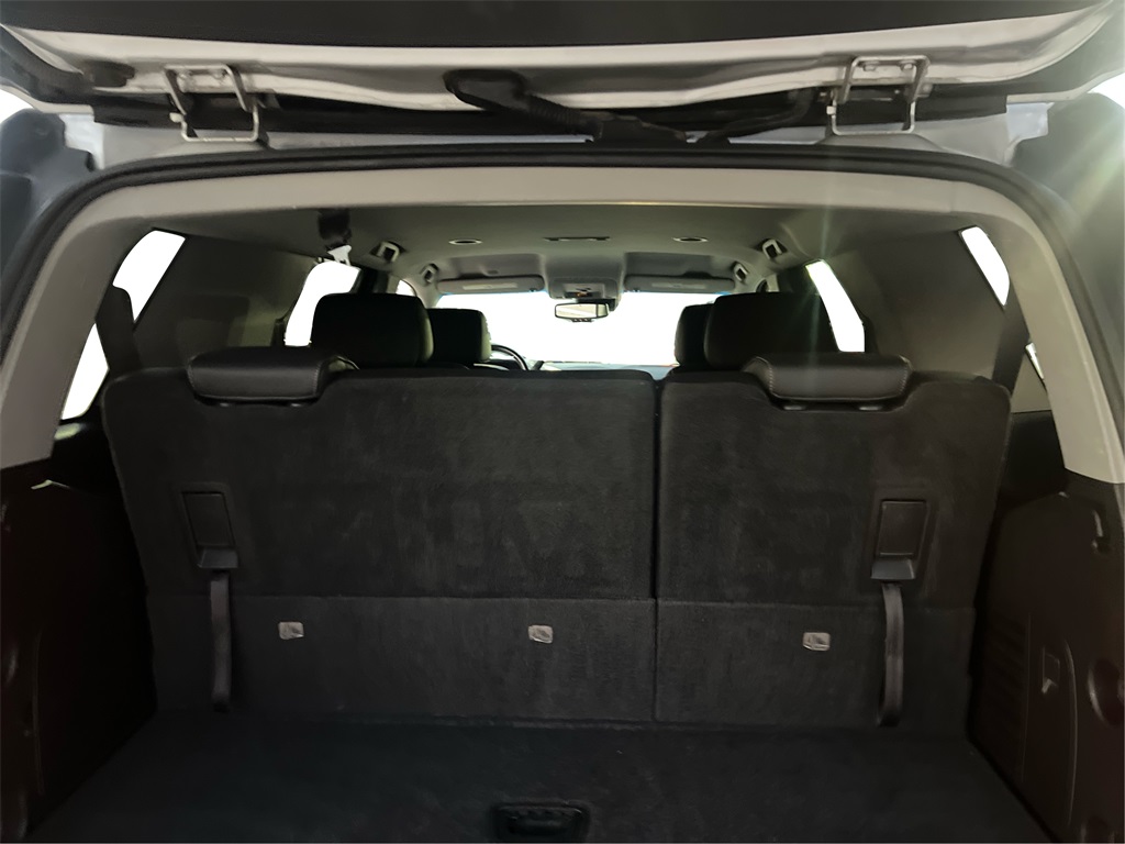 2018 Chevrolet Tahoe LT photo 11