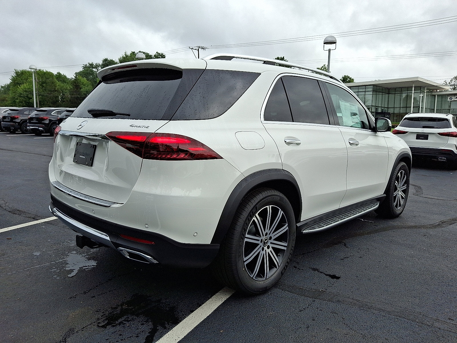 2026 Mercedes Benz GLE 350 4MATIC photo 4