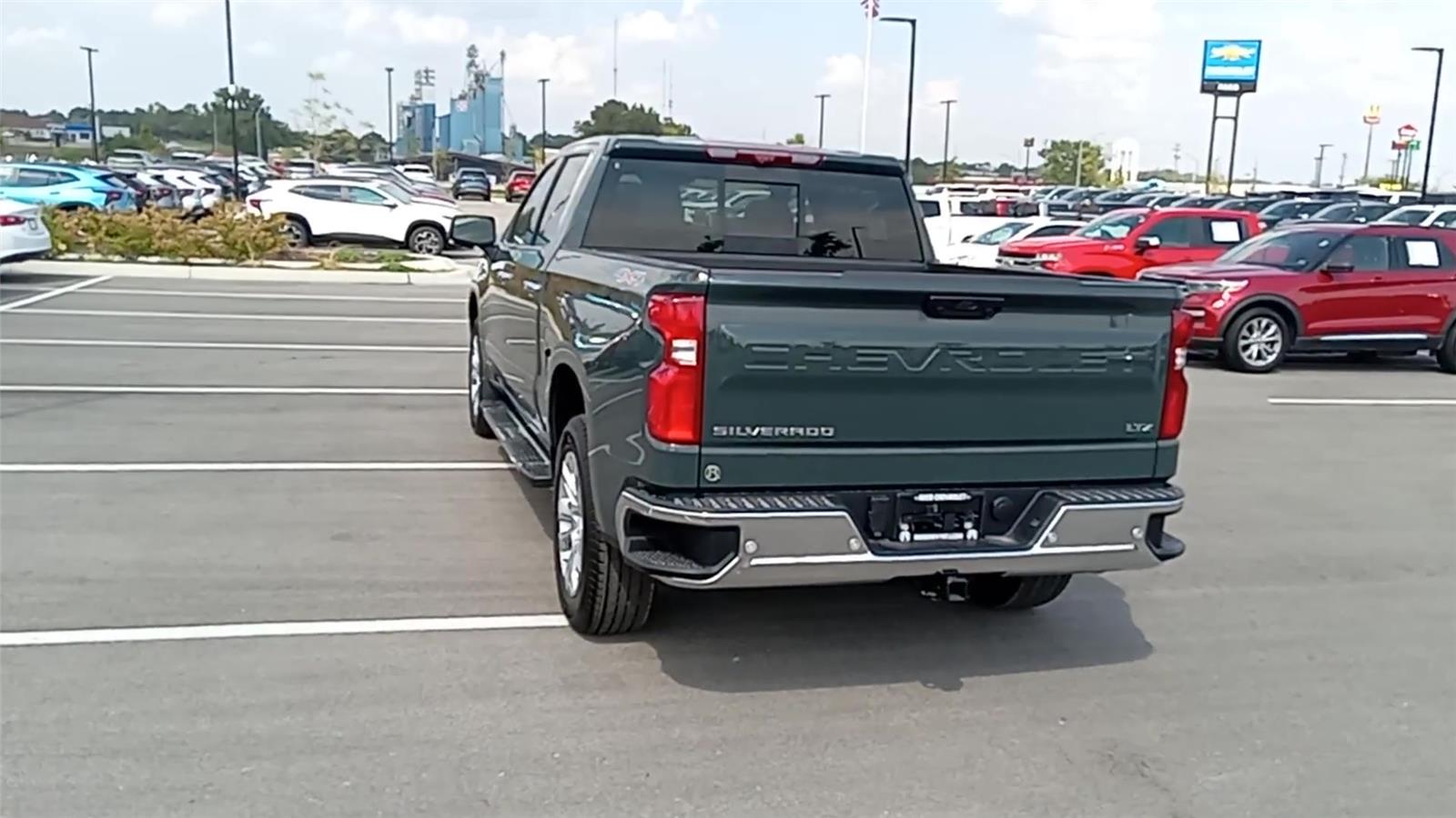 2026 Chevrolet Silverado 1500 LTZ photo 4