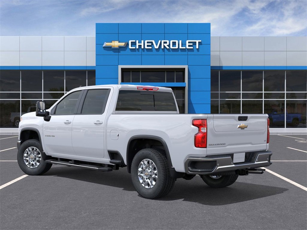 2026 Chevrolet Silverado LT photo 3