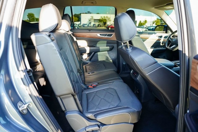 2024 Volkswagen Atlas SE Technology photo 31