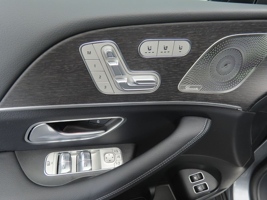 2026 Mercedes Benz GLE 450e 4MATIC photo 22