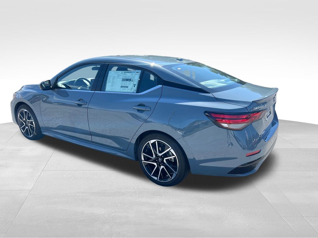 2025 Nissan Sentra SR photo 3