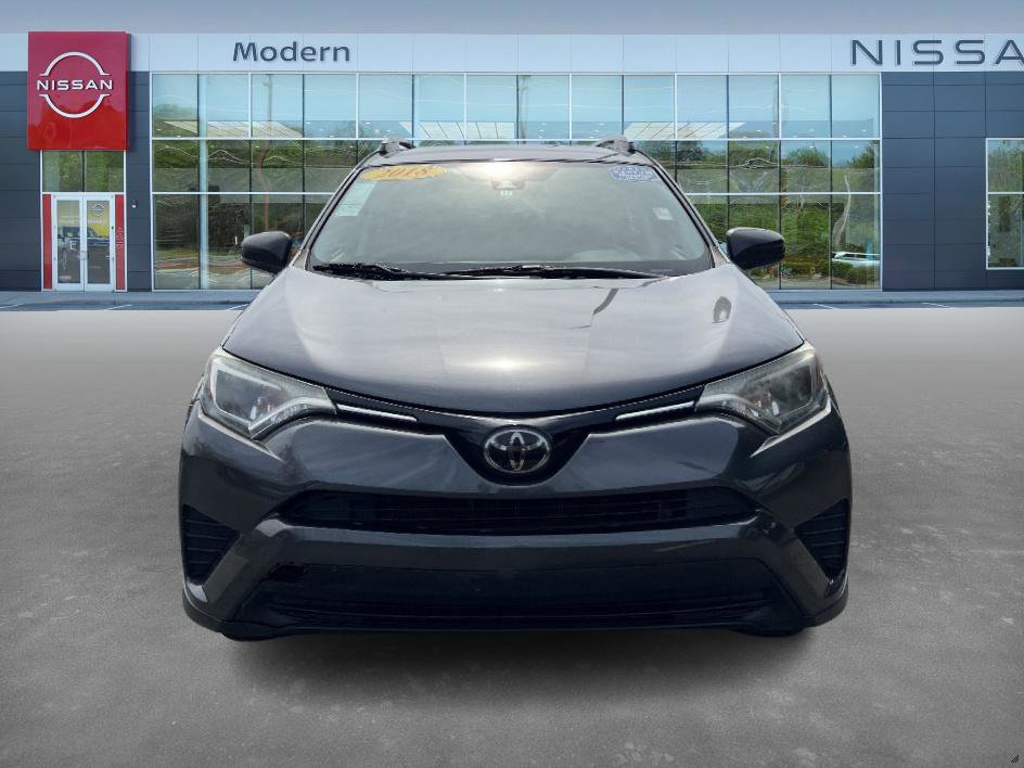 2018 Toyota RAV4 LE photo 2