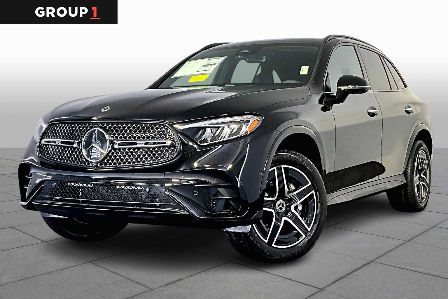 2026 Mercedes-Benz GLC Base's photo