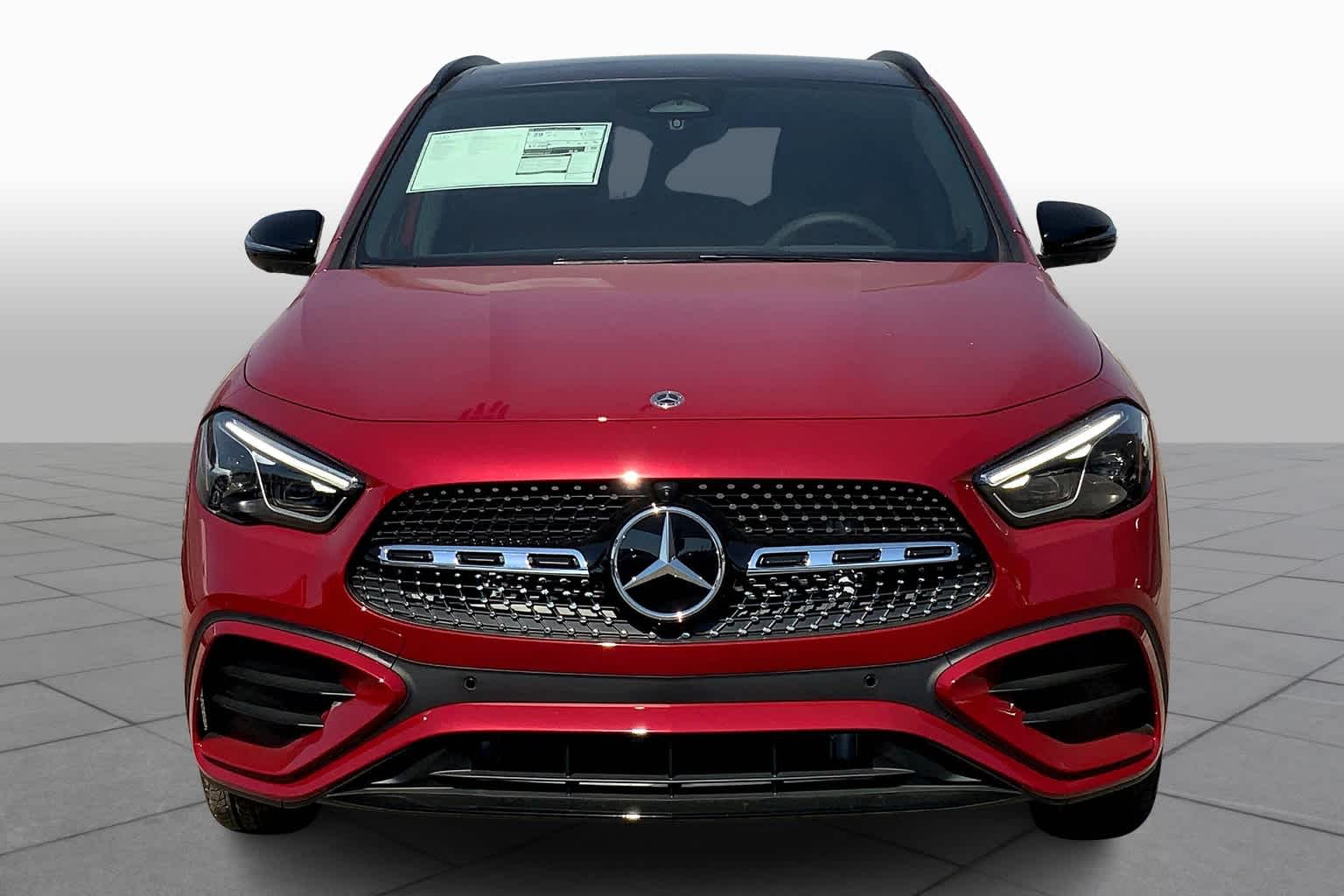2025 Mercedes Benz GLA 250 photo 3