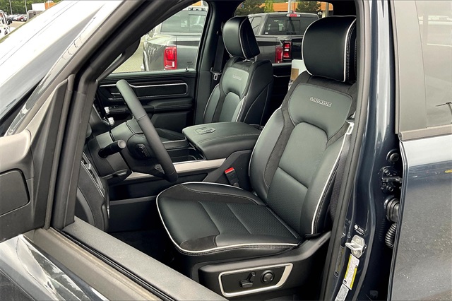 2025 Ram 1500 Laramie photo 9