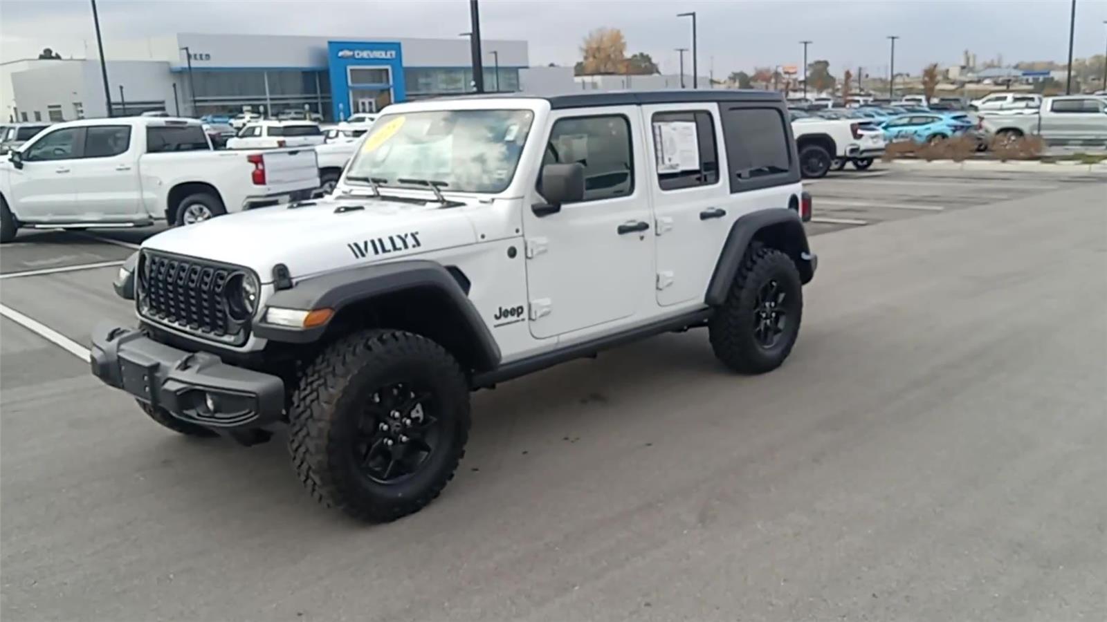 2025 Jeep Wrangler Willys photo 3