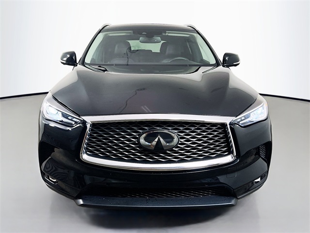 2022 Infiniti QX50 Essential photo 2