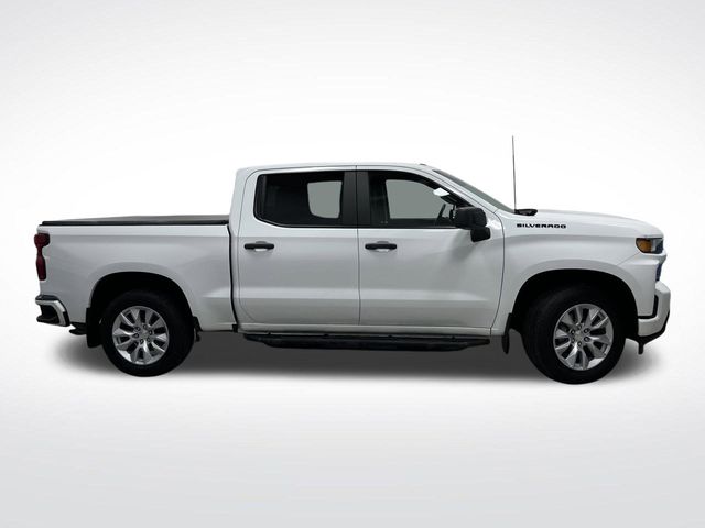 2021 Chevrolet Silverado 1500 Custom photo 2